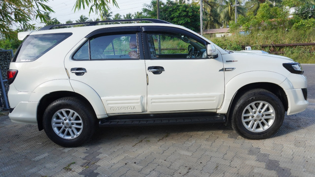 Used Cars in Trivandrum, Kerala - TOYOTA FORTUNER 3.0L 2WD AT TR