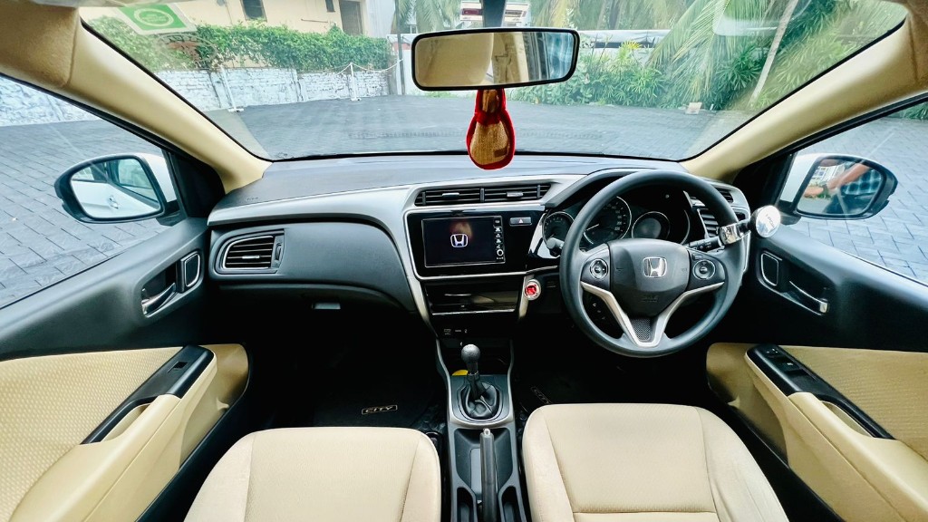 Used Cars in Trivandrum, Kerala - HONDA CITY 1 5 V MT I VTEC