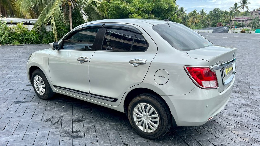 Used Cars in Trivandrum, Kerala - MARUTI SUZUKI DZIRE VXI