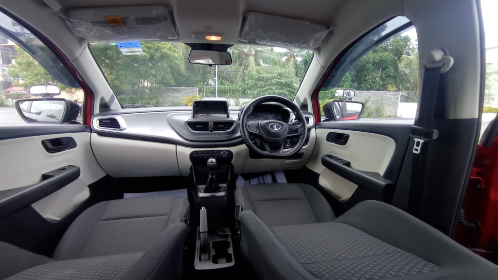 Used Cars in Trivandrum, Kerala - TATA ALTROZ XT 1.2 RTN BS6