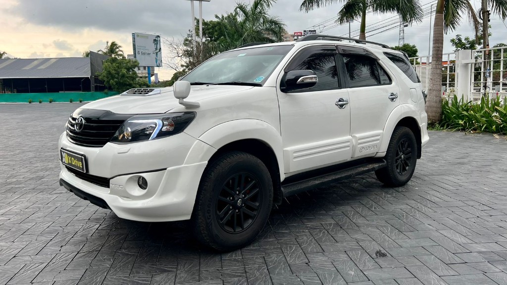 Used Cars in Trivandrum, Kerala - TOYOTA FORTUNER 4 WD AT